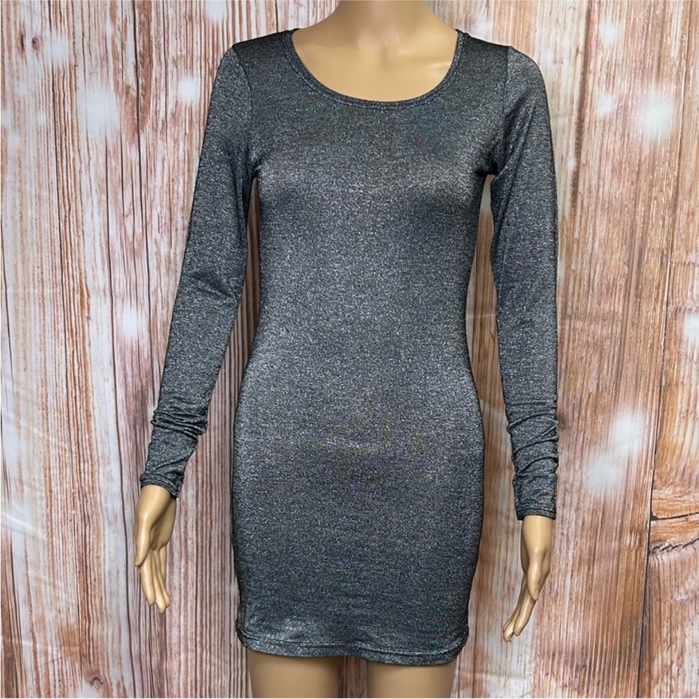 Poof! Metallic Silver‎ Long Sleeve Mini Dress